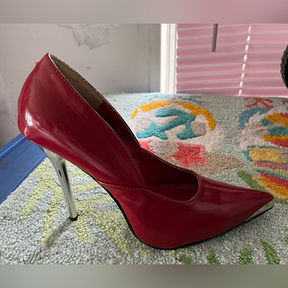 Super fun heels